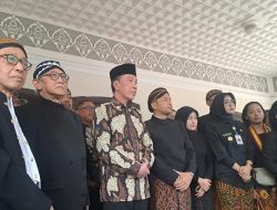 Jokowi Minta Keraton Surakarta Jaga Kerukunan Terkait Suksesi Paku Buwono XIV