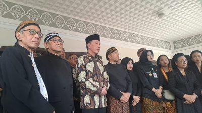 Jokowi Minta Keraton Surakarta Jaga Kerukunan Terkait Suksesi Paku Buwono XIV
